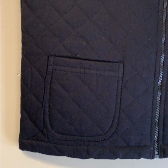 Women’s Quilted Black Denim Vest - Picture 2 of 4